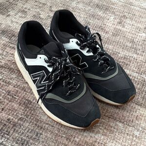 New Balance 997 H Men's Black  White Green Sneakers